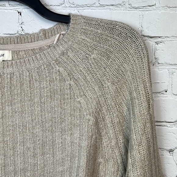 Style & Co. Natural Heather Ribbed Bishop Sleeve Sweater Size Large - Picture 3 of 5